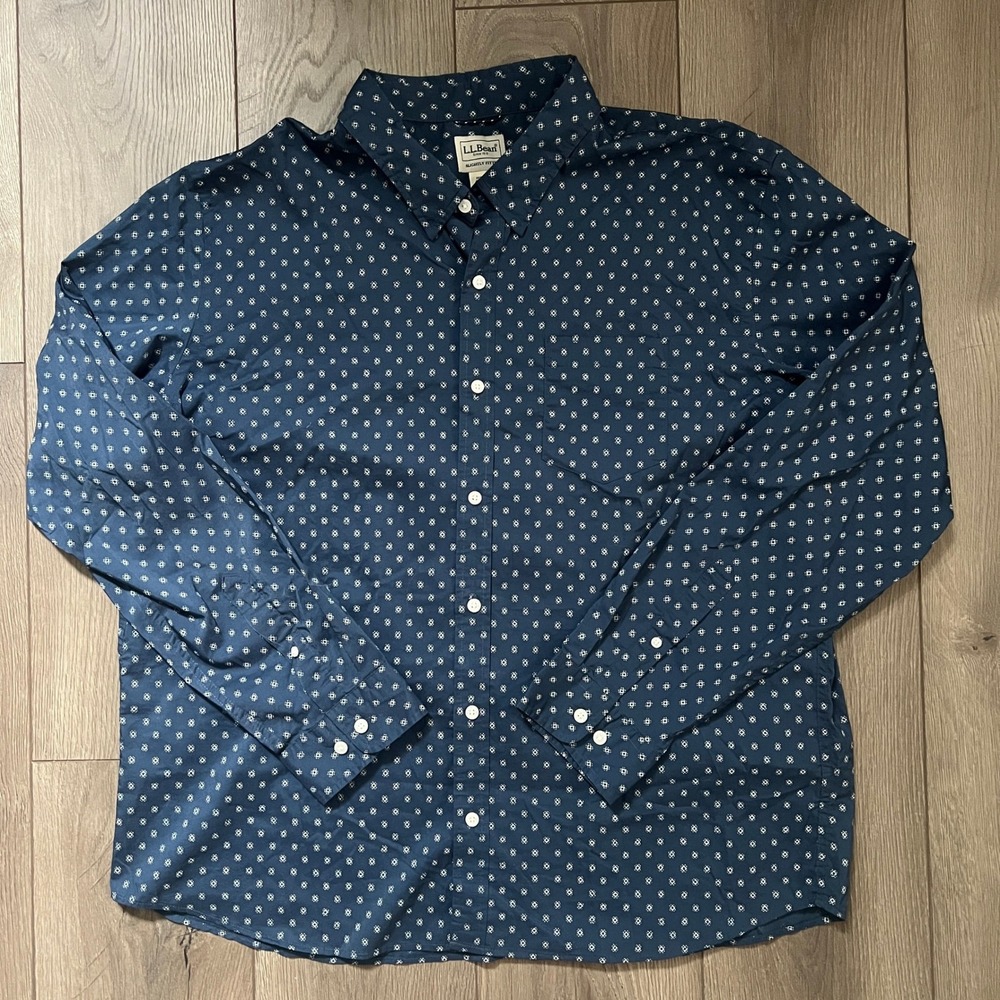 LL Bean Mens XL Slightly Fitted Navy Blue Geometric Print Button Down 526723